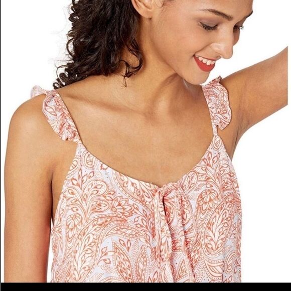 Cupcakes and Cashmere Monarch Romper Orange Floral size medium NWT - Picture 3 of 3